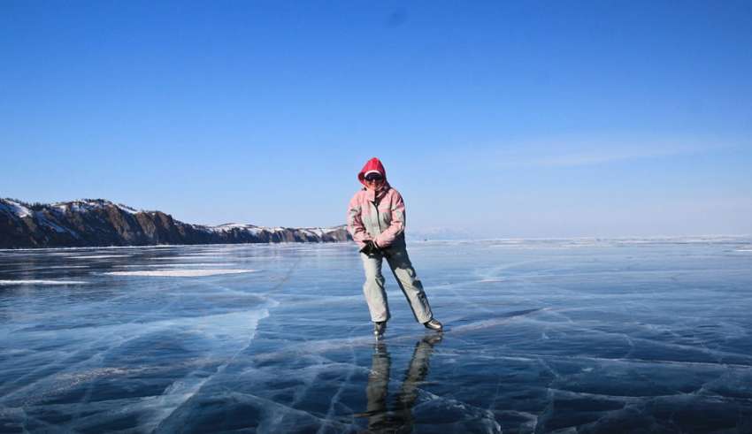 Отдых на озере Байкал зимой 2015-2016