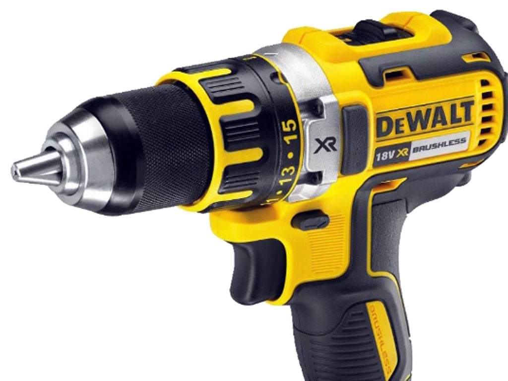 Шуруповерт рейтинг. Шуруповерт DEWALT dcd790m2. Сетевой шуруповерт DEWALT. Рейтинг шуруповертов. Рейтинг надёжных шуруповёртов.